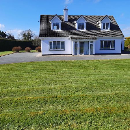 4 Bedroom, 15 Min To Limerick City Quiet Retreat. Eksteriør bilde