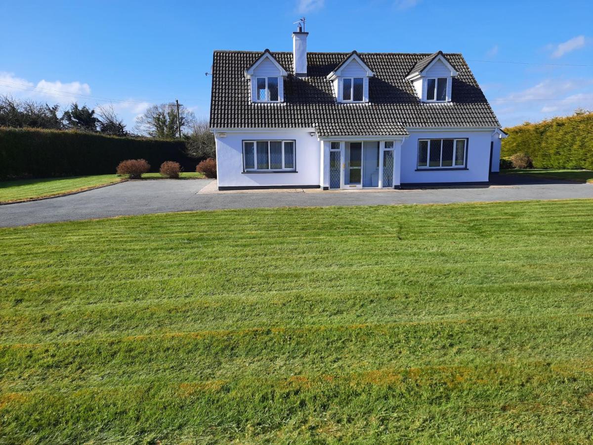4 Bedroom, 15 Min To Limerick City Quiet Retreat. Eksteriør bilde
